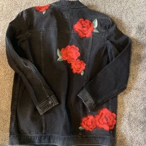 American eagle distressed denim jacket